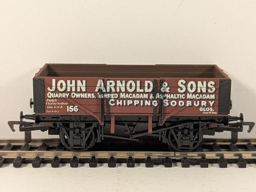 Airfix Railway System 54376-1 “John Arnold & Sons” 5-Plank Wagon