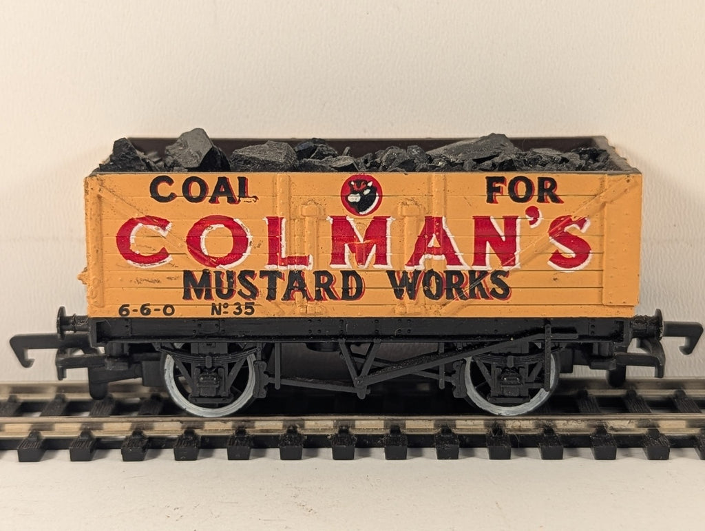 Mainline OO Gauge 7 Plank Wagon Colman's Mustard Goods Wagon 35 Colman's Yellow
