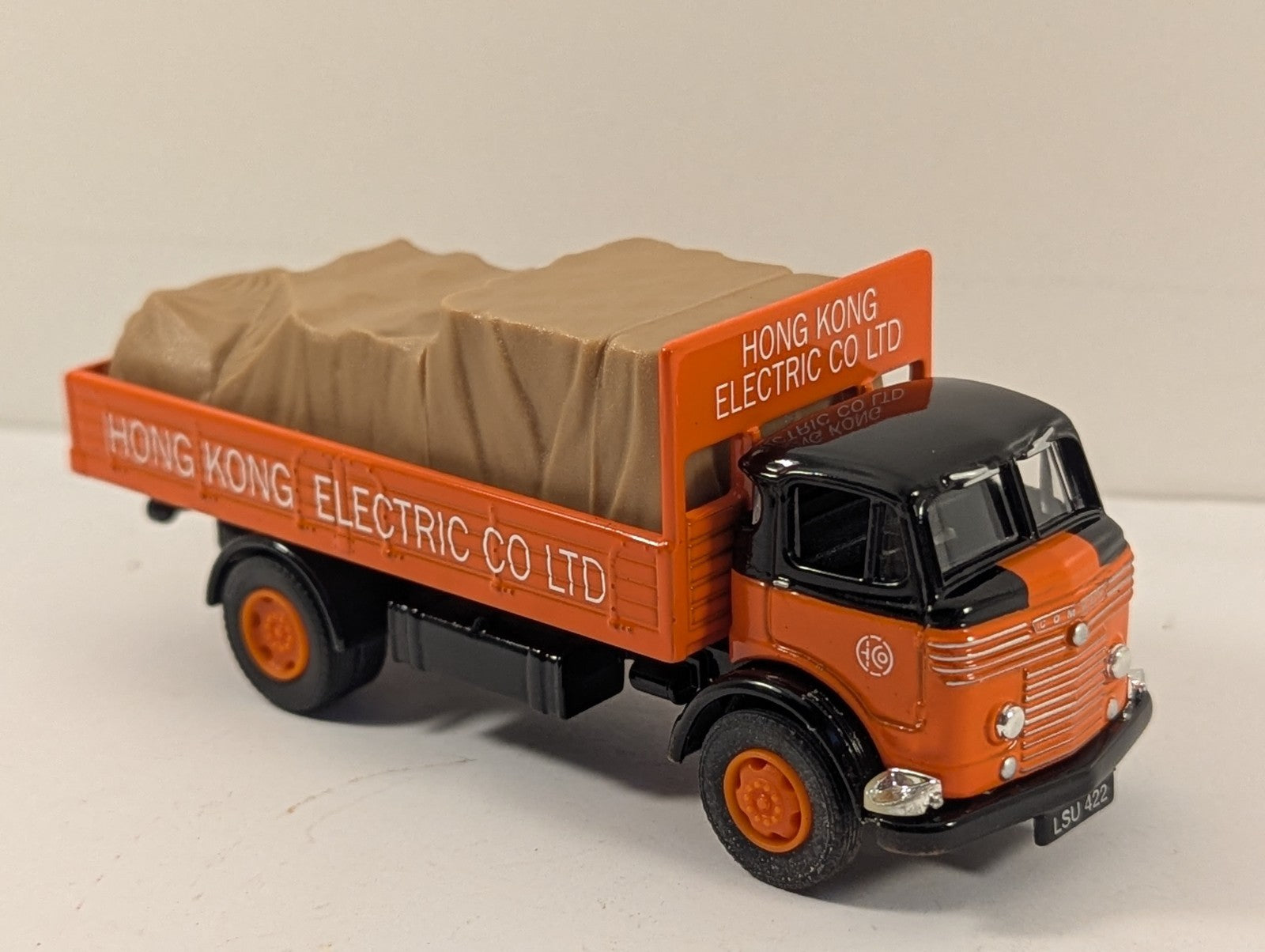 Vanguards VA16007 1:64 Scale Commer Dropside Hong Kong Electrical