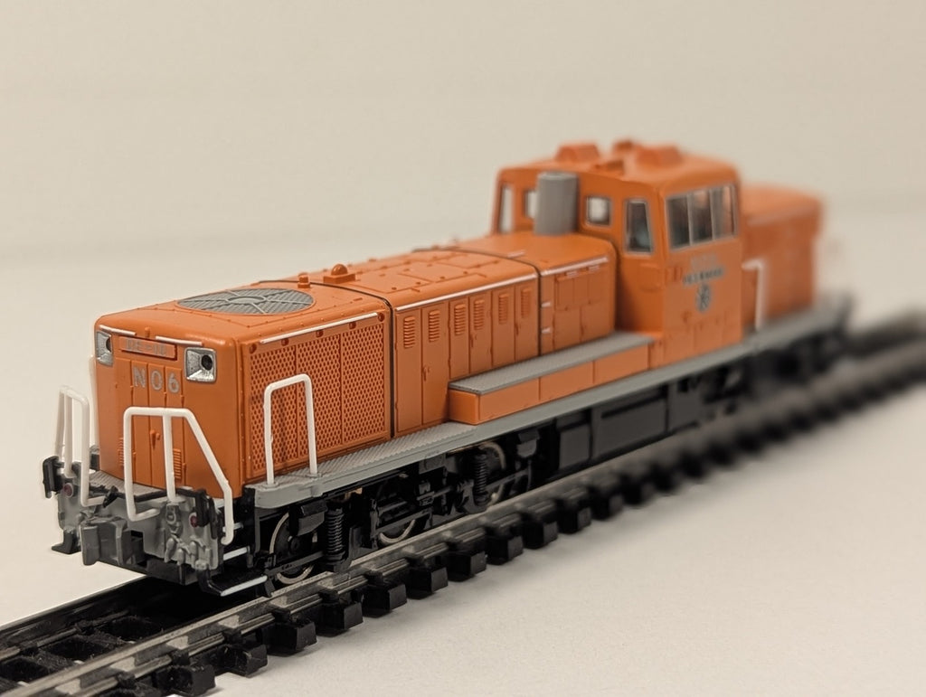 Micro Ace N Gauge Industrial 5-Axle Diesel Locomotive Orange N06