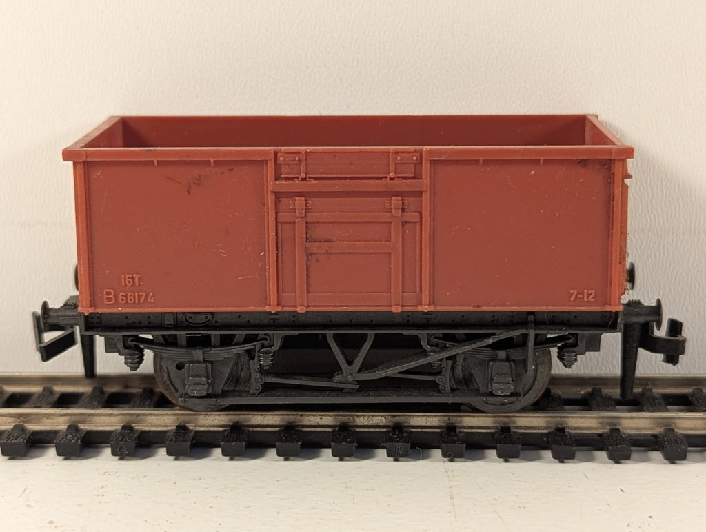 Trix 5001 BR 16 Ton Mineral Wagon Brown OO Gauge