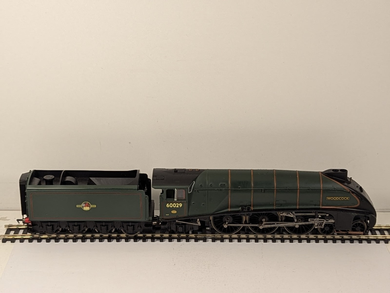 Hornby OO Gauge Class A4 'Woodcock' Steam Locomotive 60029 BR Green