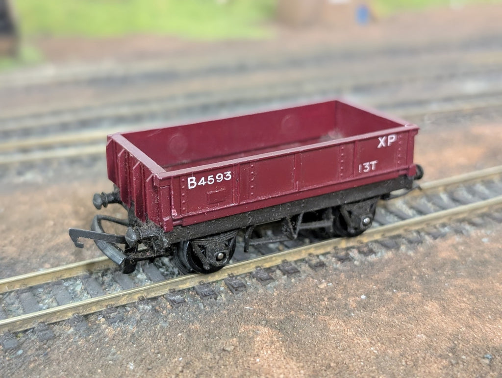 Hornby R113 OO Gauge BR Drop Side Wagon B4593