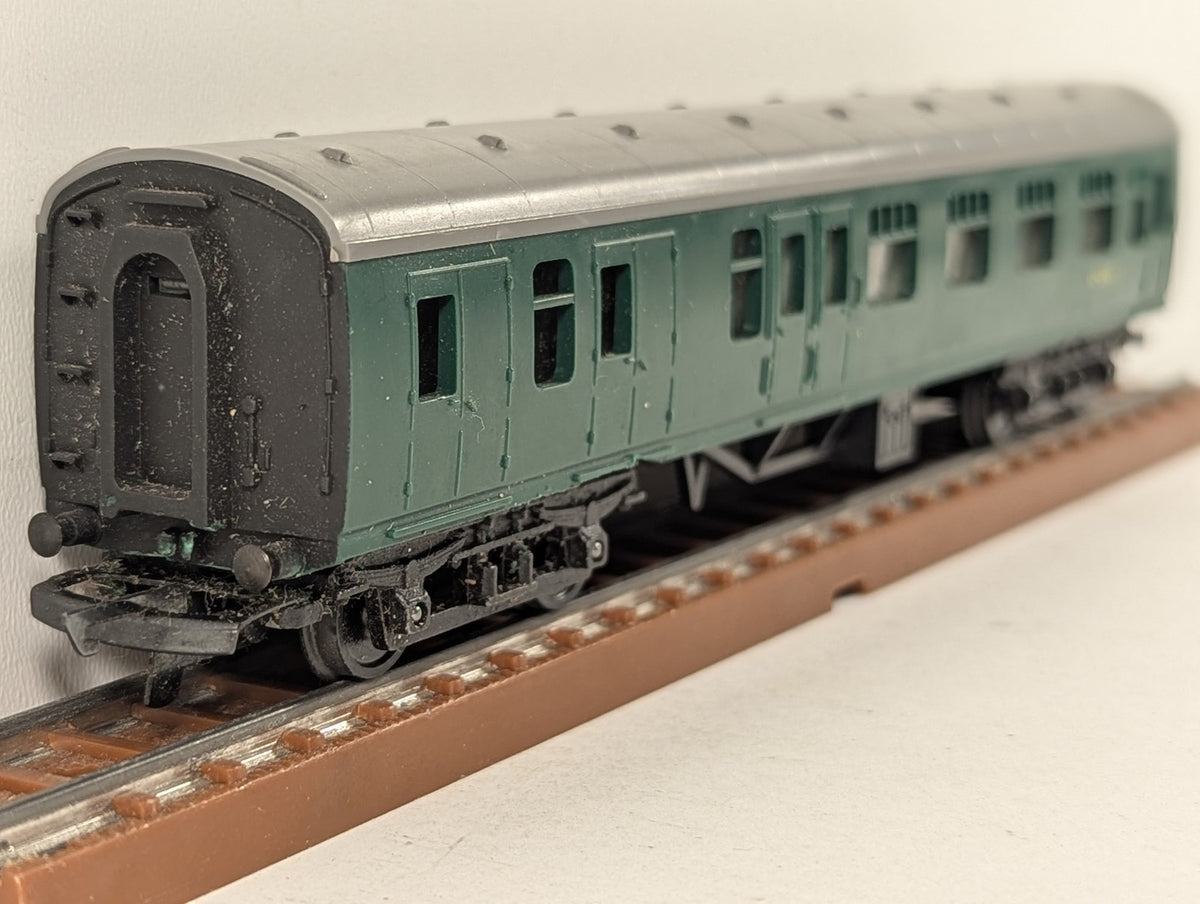 Tri-ang TT Gauge Mainline Brake Second Coach Passenger Coach S34245 BR Green