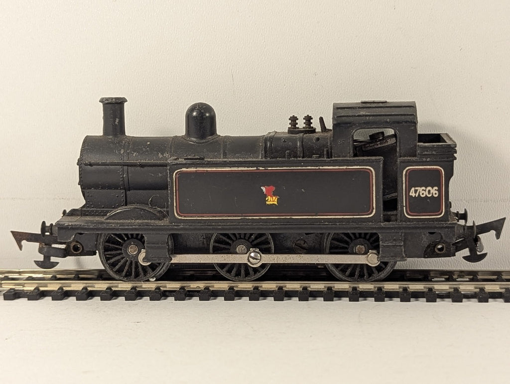Tri-ang OO Gauge Class 3F Jinty 0-6-0T Steam Locomotive 47606