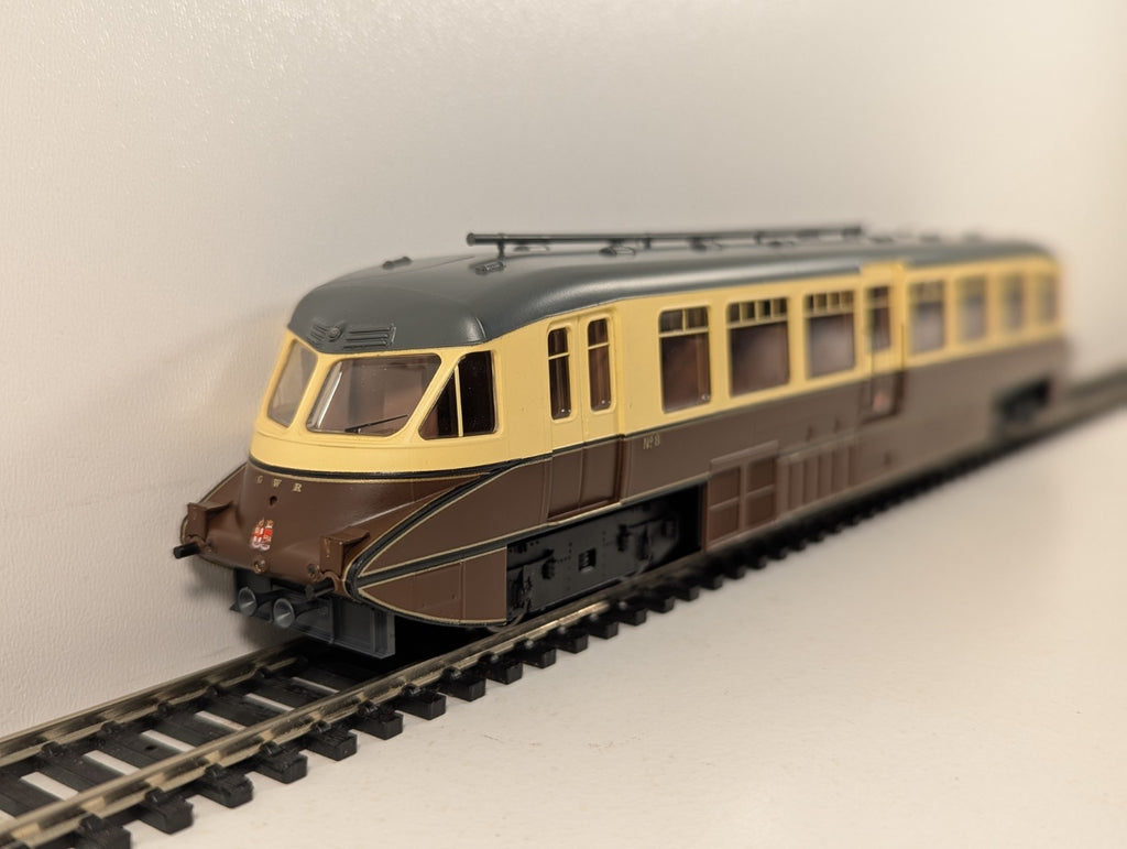 Dapol 4D-011-004 OO Gauge GWR Twin Cities Streamlined Railcar DCC Ready
