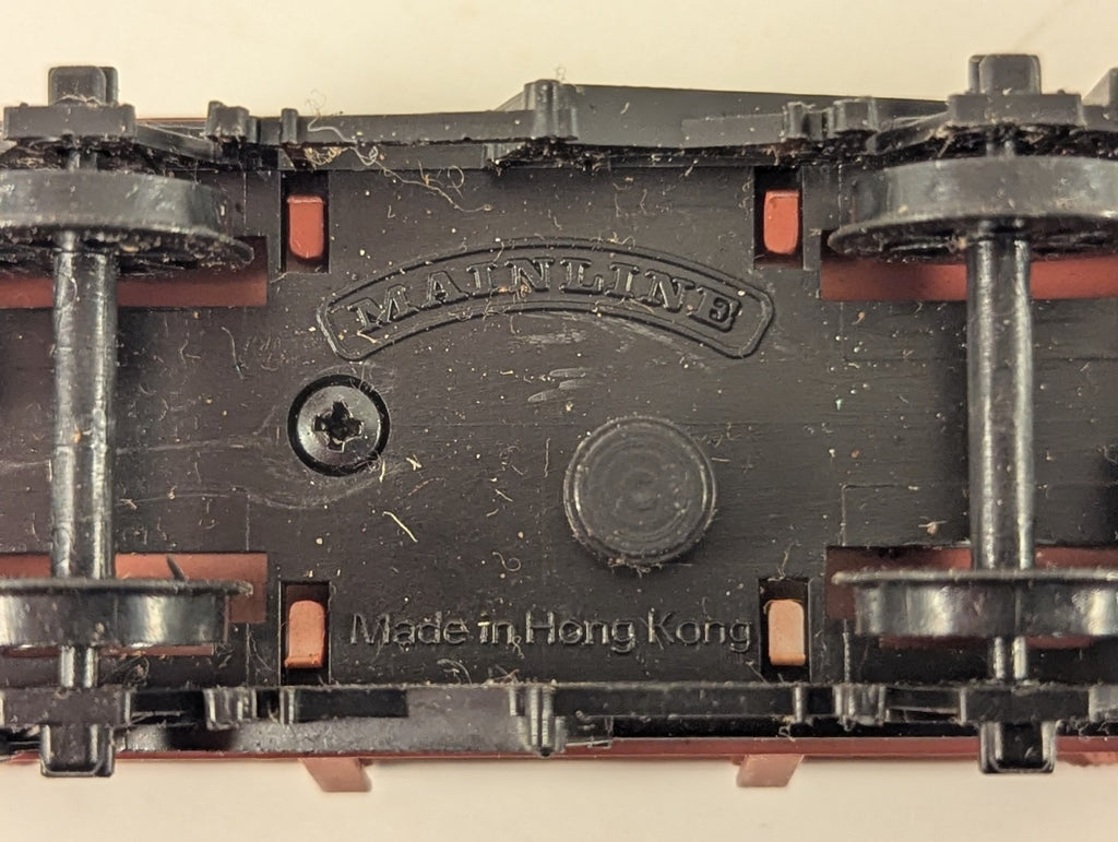 Mainline OO Gauge 20 Ton Steel Hopper Wagon Goods Wagon 8251