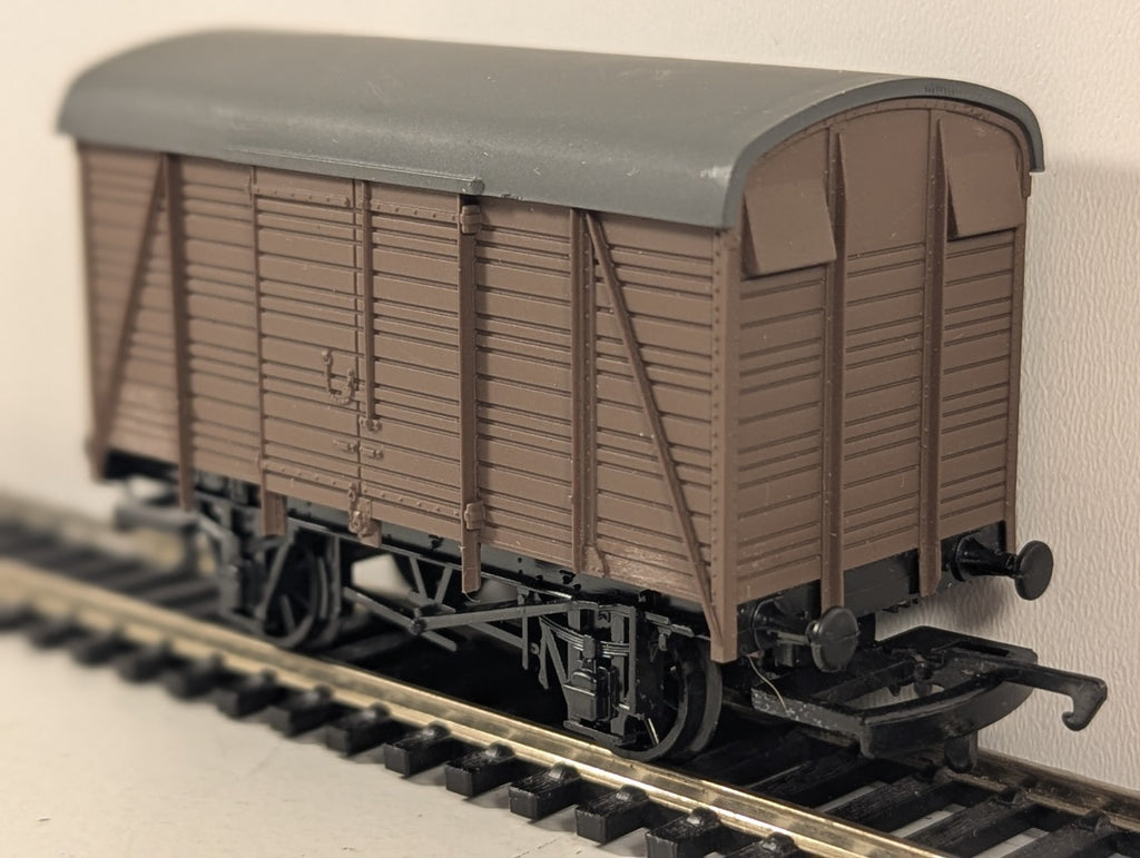 Airfix OO SR 12T Box Van