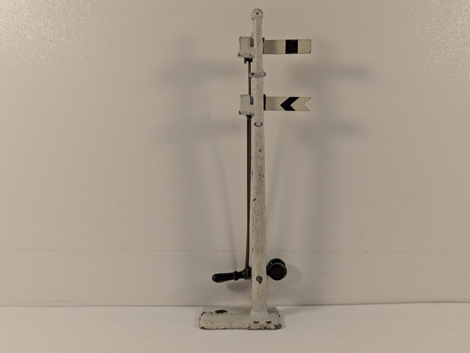 Crescent OO Gauge Railway Signal