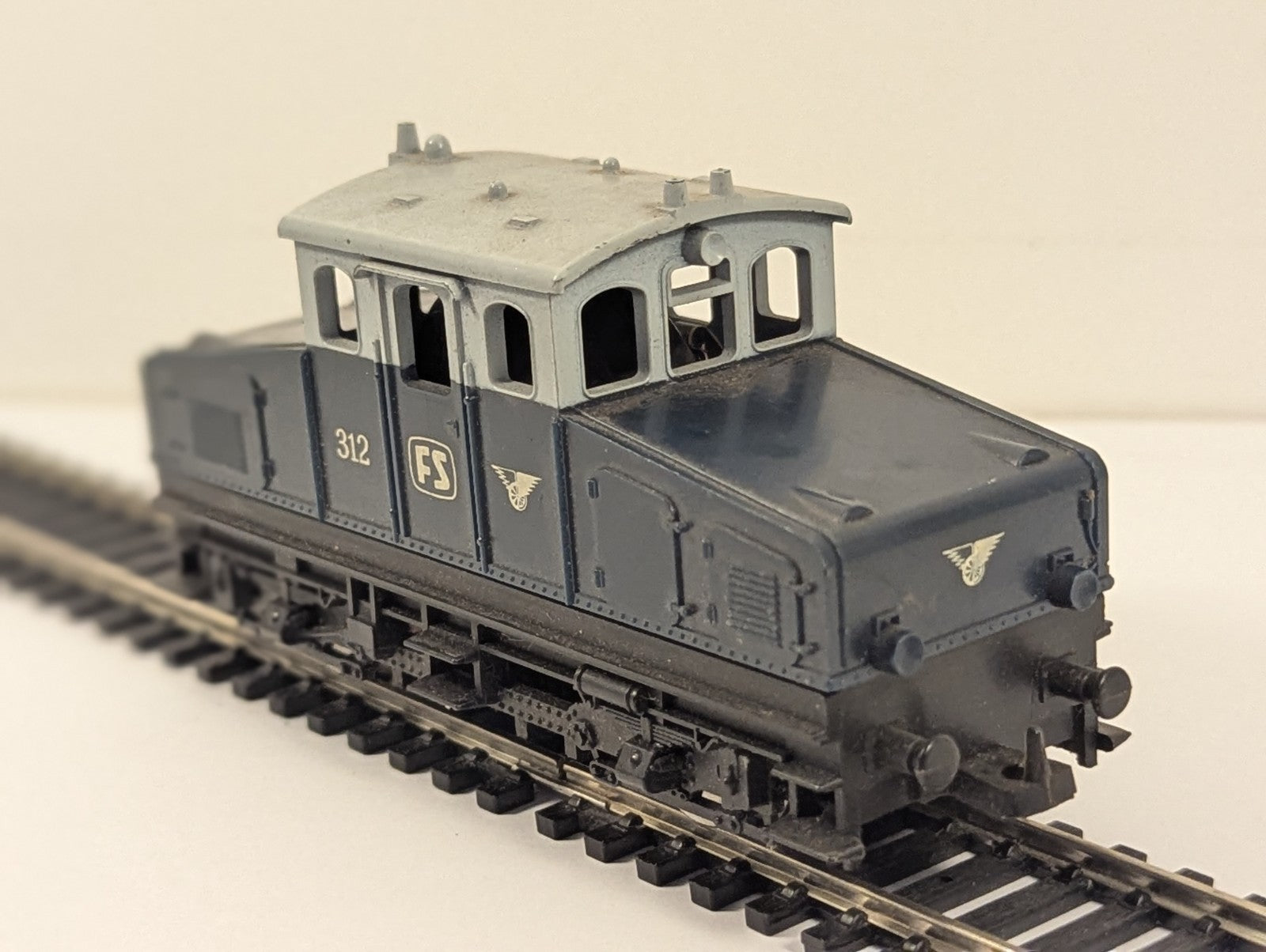Lima HO Scale FS Class 312 Shunter Diesel Locomotive FS Blue and Green