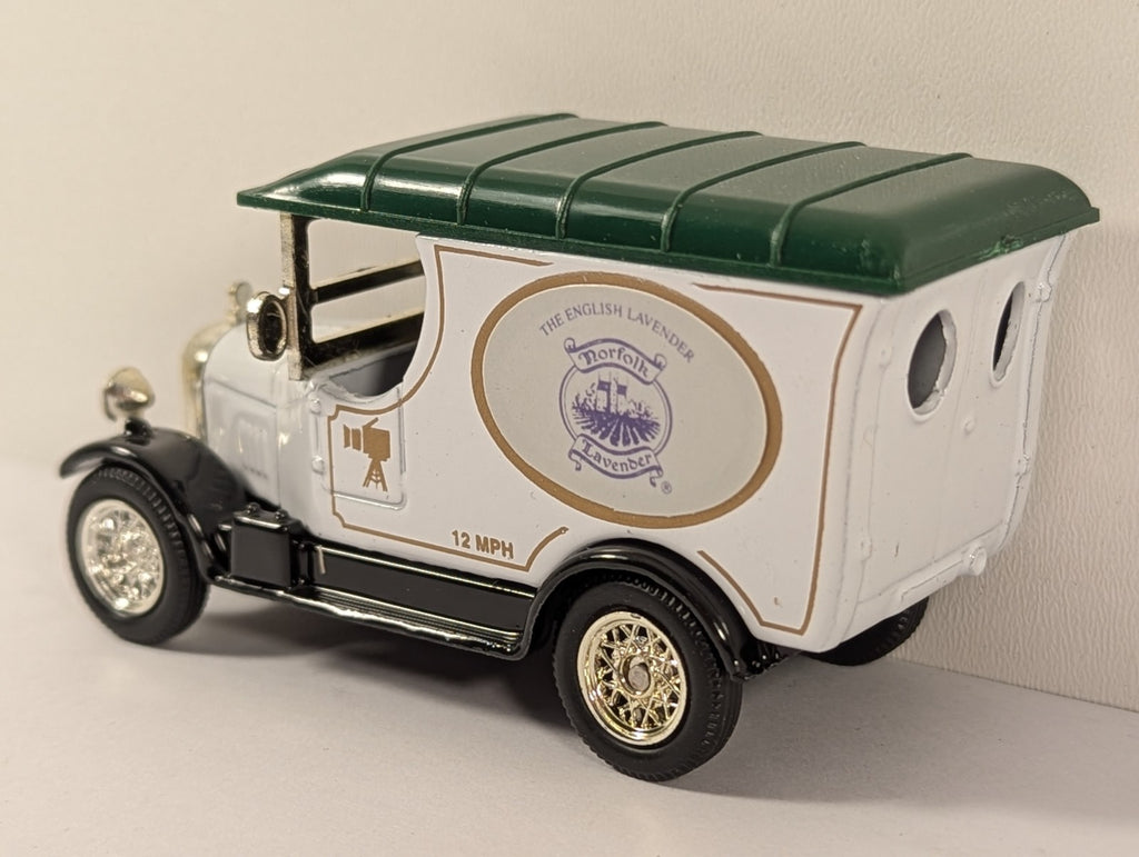 Lledo Days Gone Bullnose Morris Van – “View Vans”