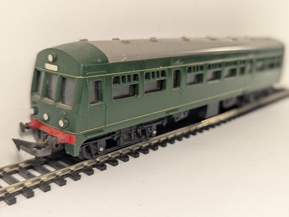 Tri-ang OO Gauge BR Class 101 Diesel Railcar Driving Motor Coach