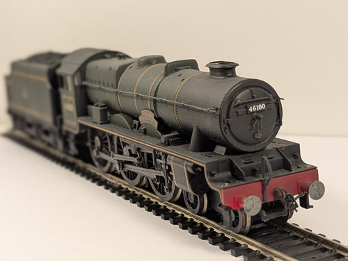 Airfix OO Gauge Royal Scot 4-6-0 Steam Locomotive – Weathered