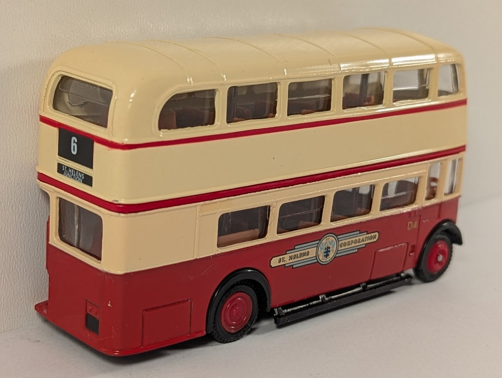 Exclusive First Editions (EFE) AEC RT Bus – St. Helens Livery – 1:76 Scale