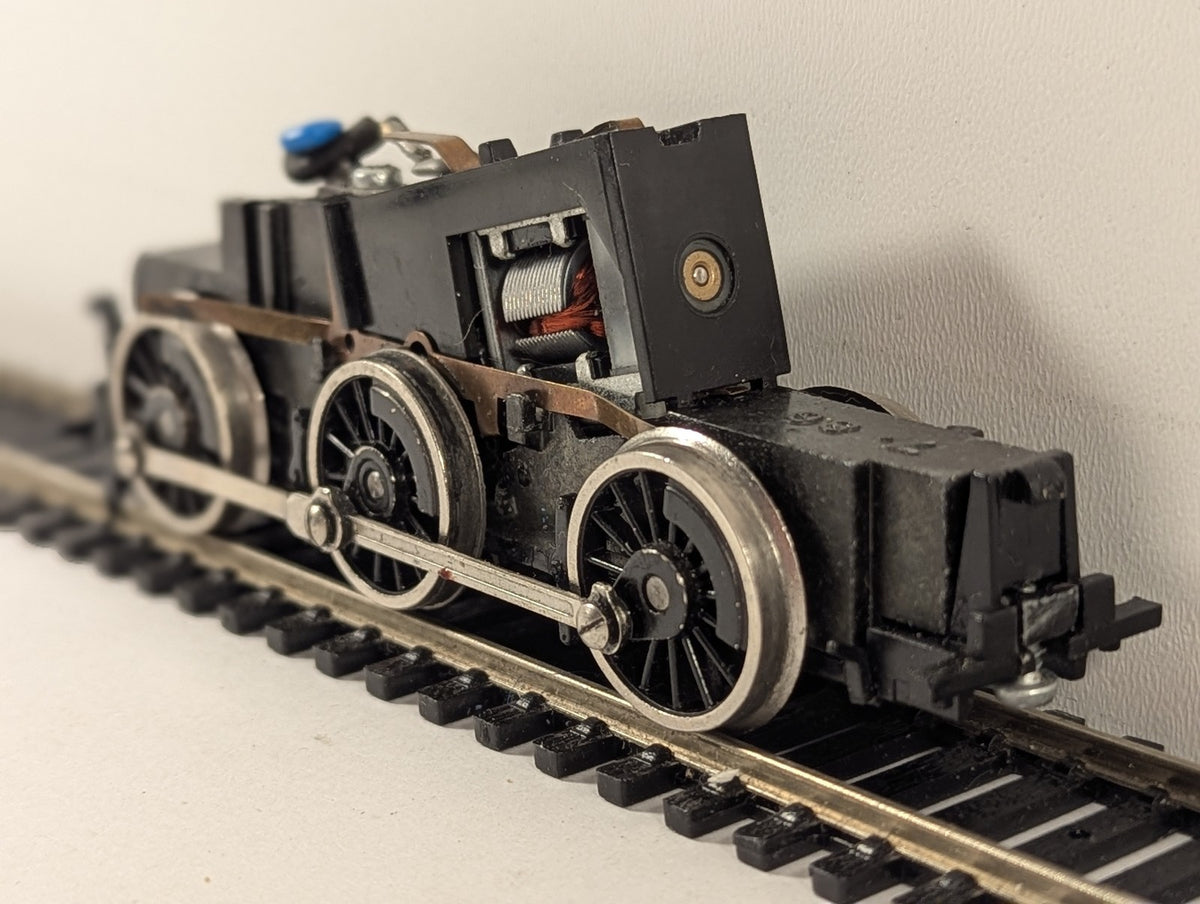 Hornby OO Gauge 0-6-0 Locomotive Chassis Black Spares or Repair
