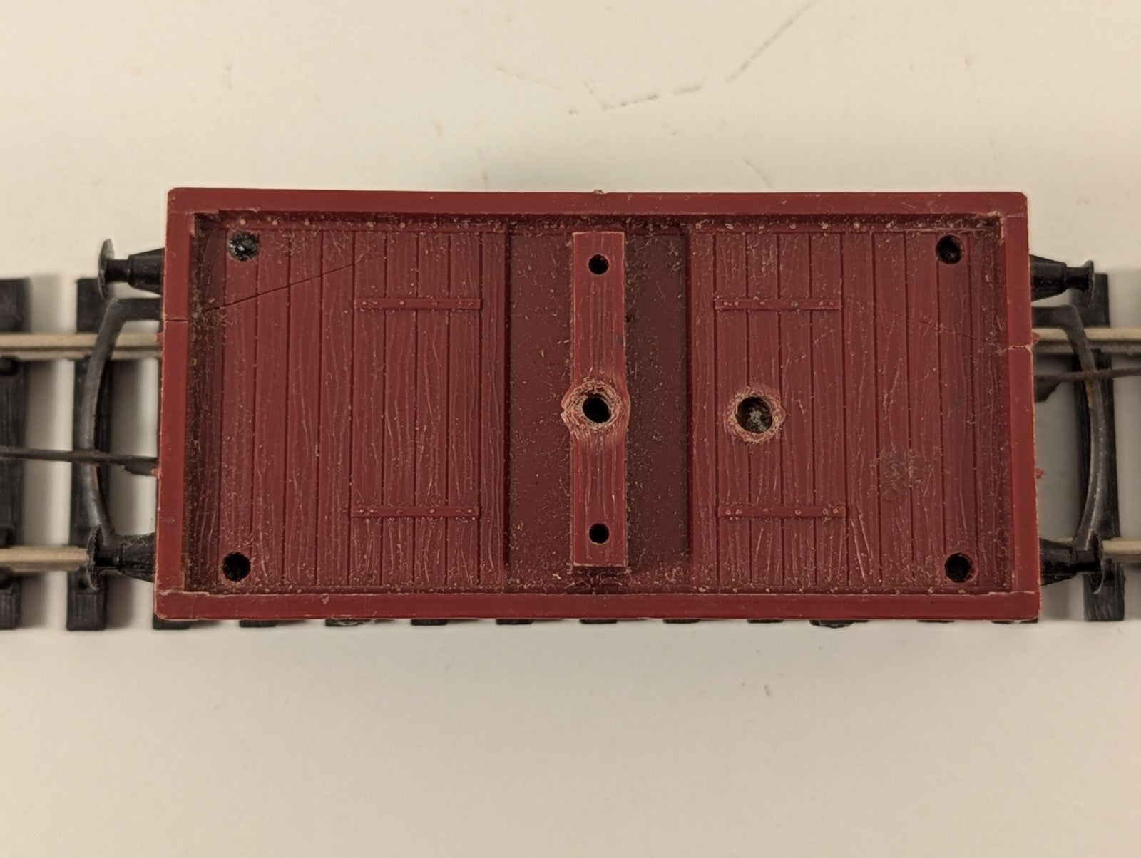 Tri-ang Railways R17 Bolster Wagon – OO Gauge