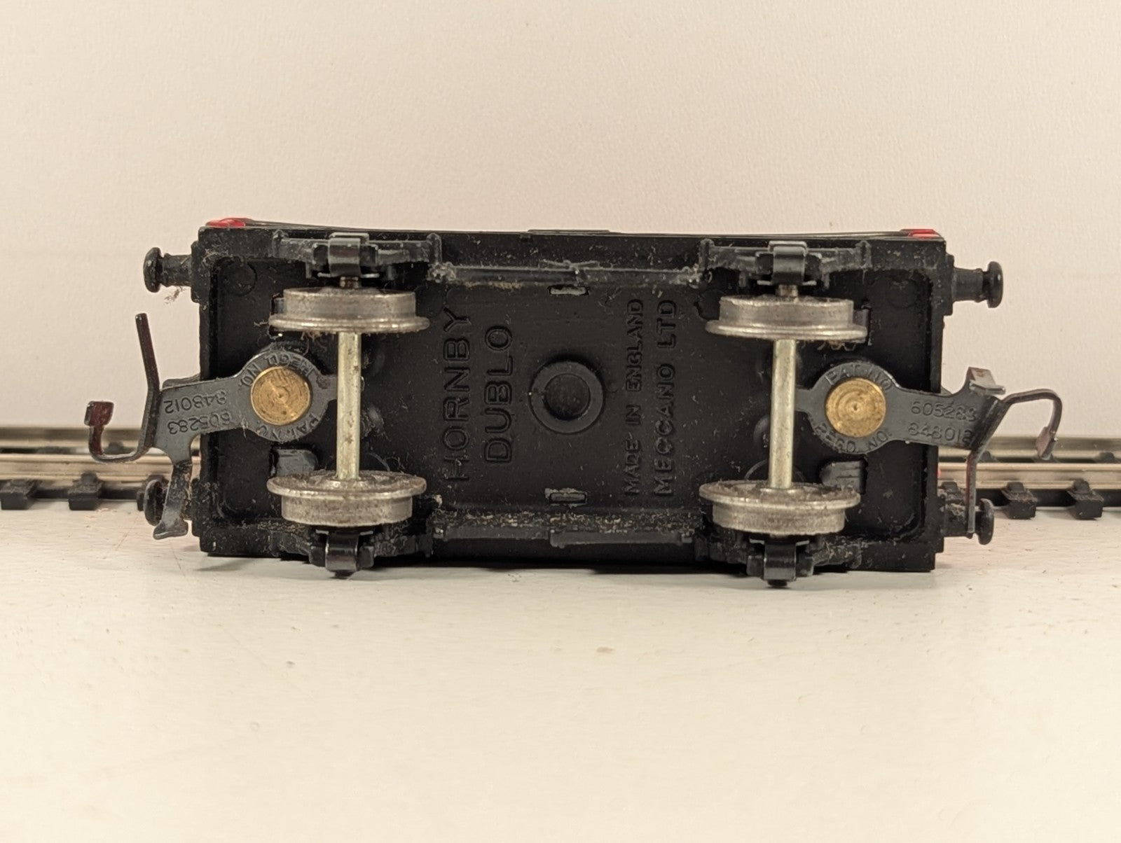Hornby Dublo 32084 OO Gauge D1 Mobil Tank Wagon - Boxed