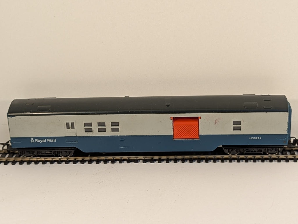 Tri-ang Railways R119 OO Gauge Operating Mail Coach Blue & Grey