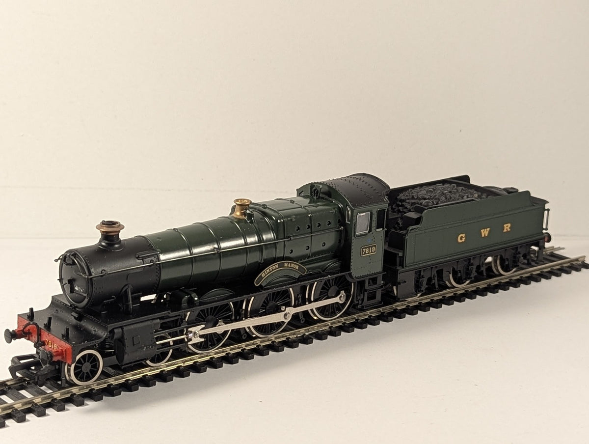 Mainline OO Gauge Manor Class 4-6-0 'Hinton Manor' Steam Locomotive 7819
