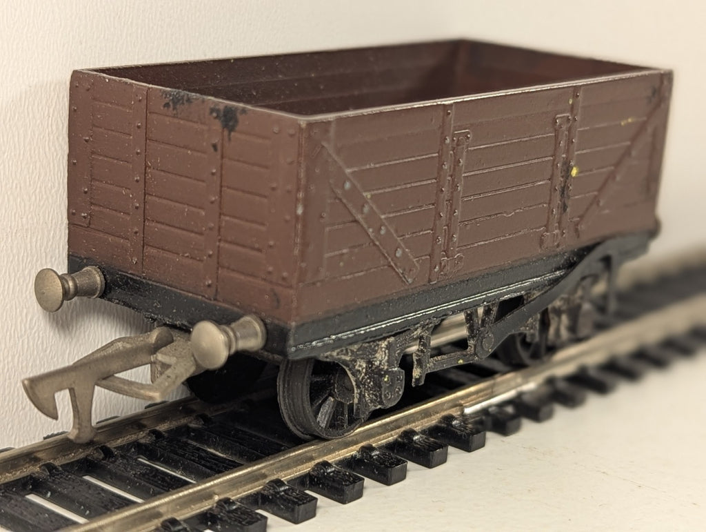 Graham Farish 5 Plank Wagon BR Brown