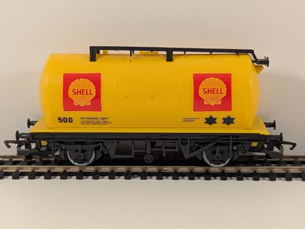 Hornby OO Gauge Shell TTA Tank Wagon