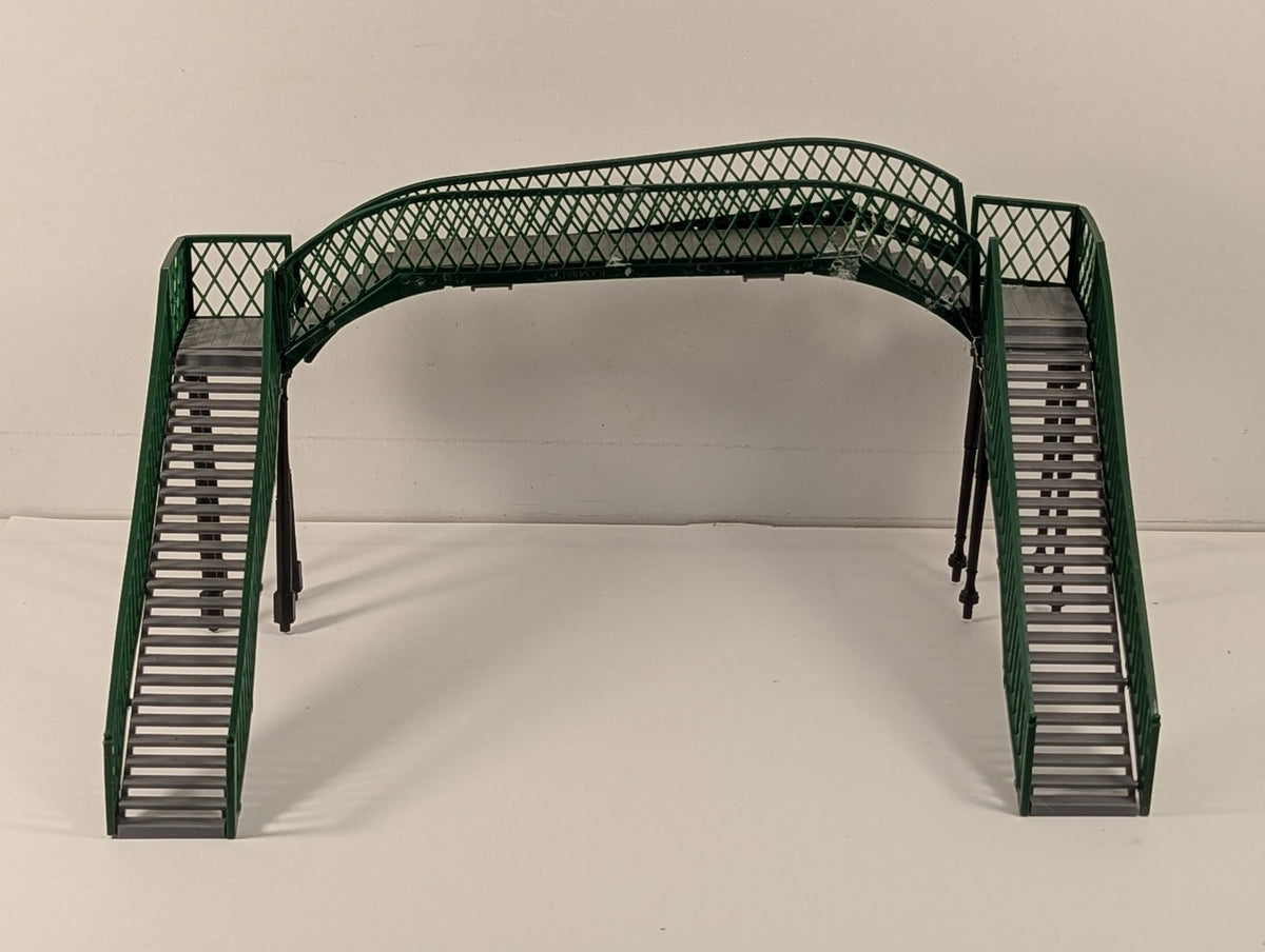 Hornby OO Gauge Lattice Footbridge Green & Grey R180
