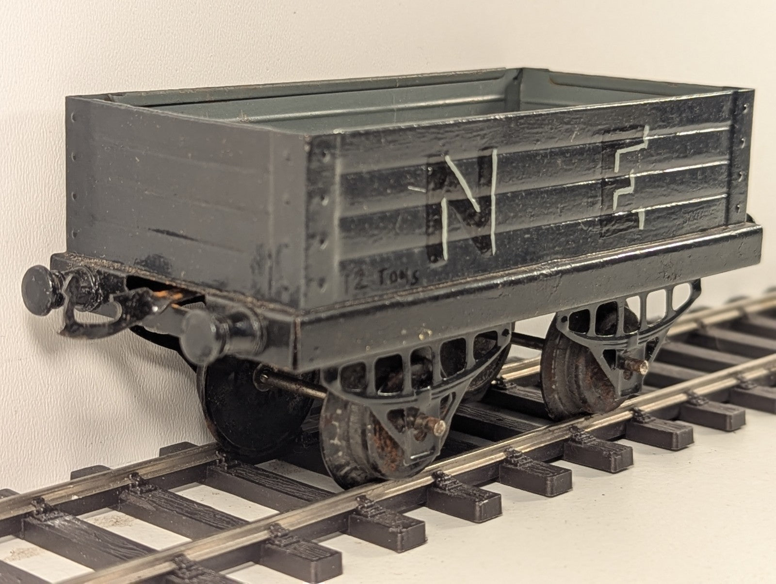 Hornby O Gauge Tinplate No.1 NE Open Wagon – Repainted