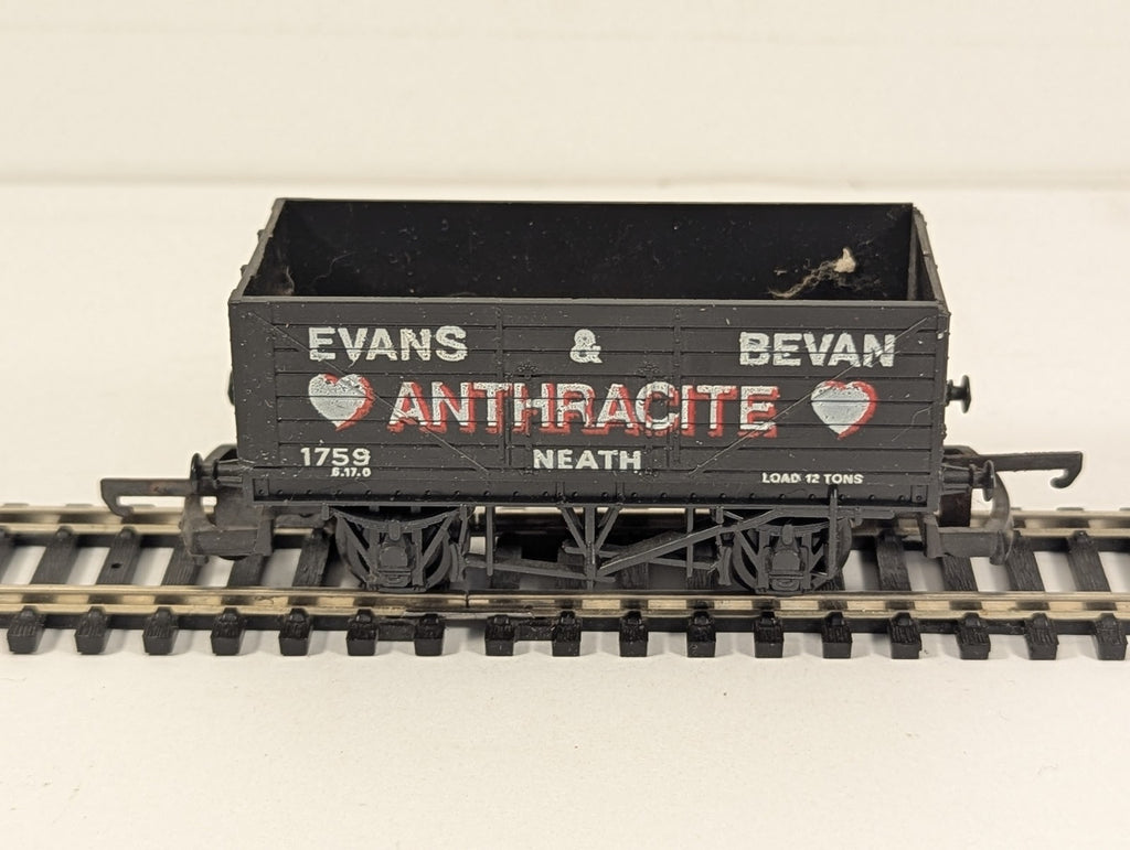 Lima OO Gauge 7 Plank Open Wagon Evans & Bevan Goods Wagon 1759 305638