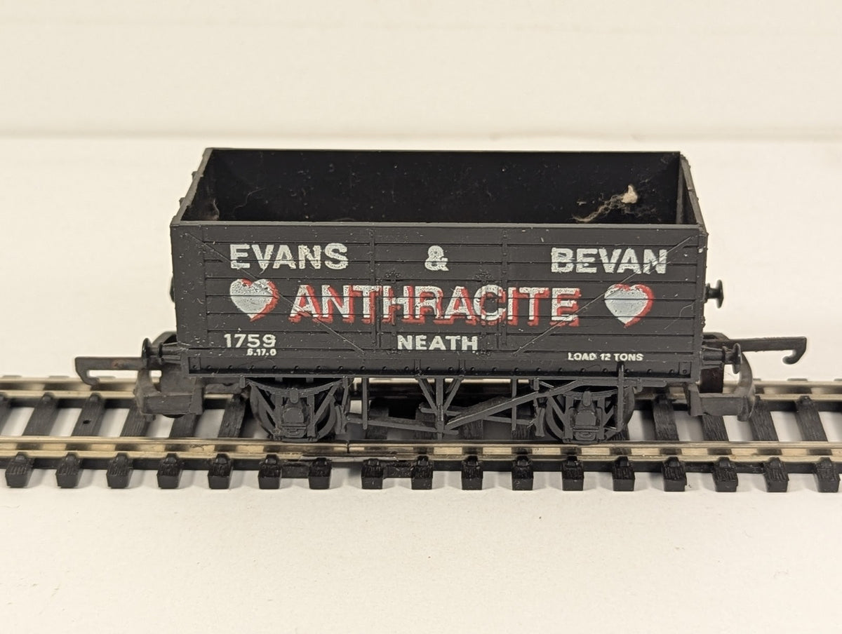 Lima OO Gauge 7 Plank Open Wagon Evans & Bevan Goods Wagon 1759 305638