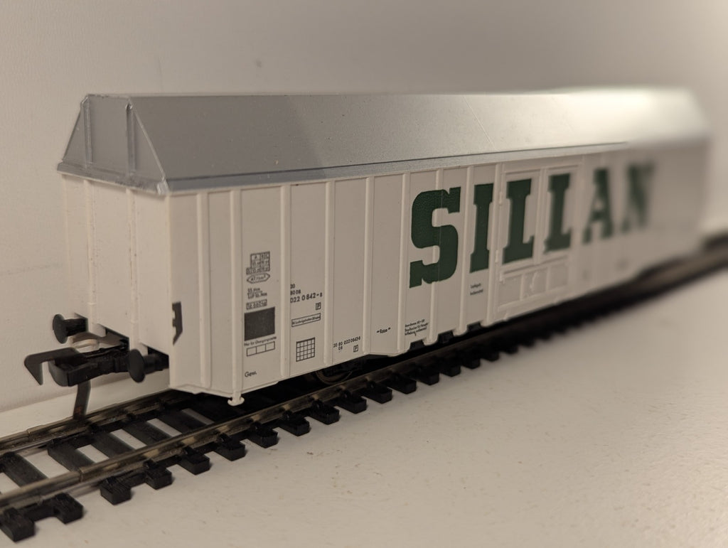Fleischmann HO Gauge DB 'Sillan' Sliding Wall Wagon Goods Wagon 20