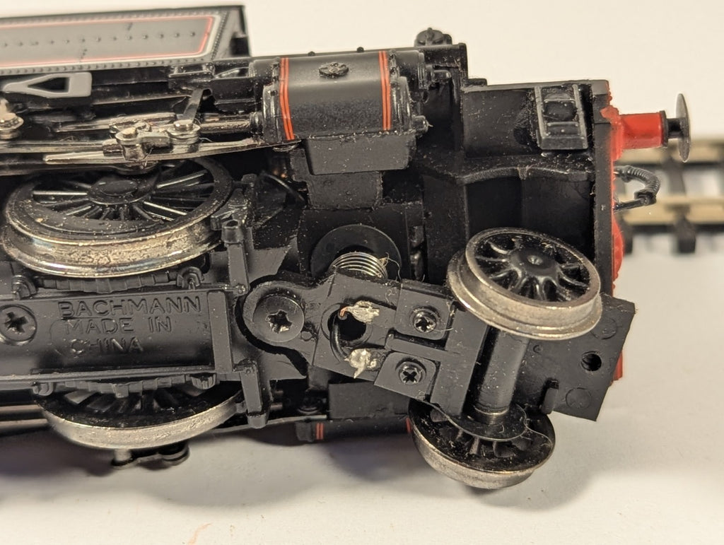 Bachmann Branchline OO Gauge LMS Ivatt 2MT 2-6-2T – Missing Wheels – Poor Runner