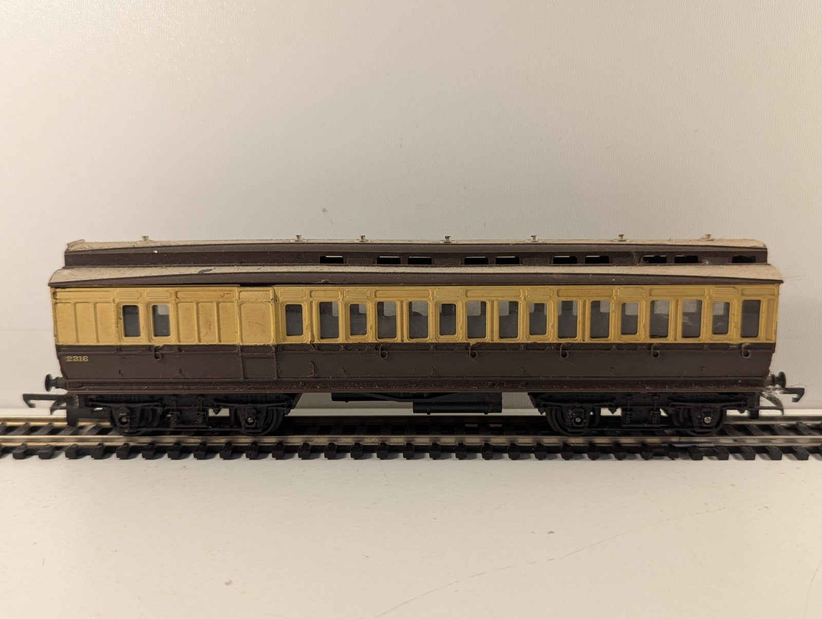 Tri-ang Railways R333 GWR Clerestory Brake Third Coach OO Gauge