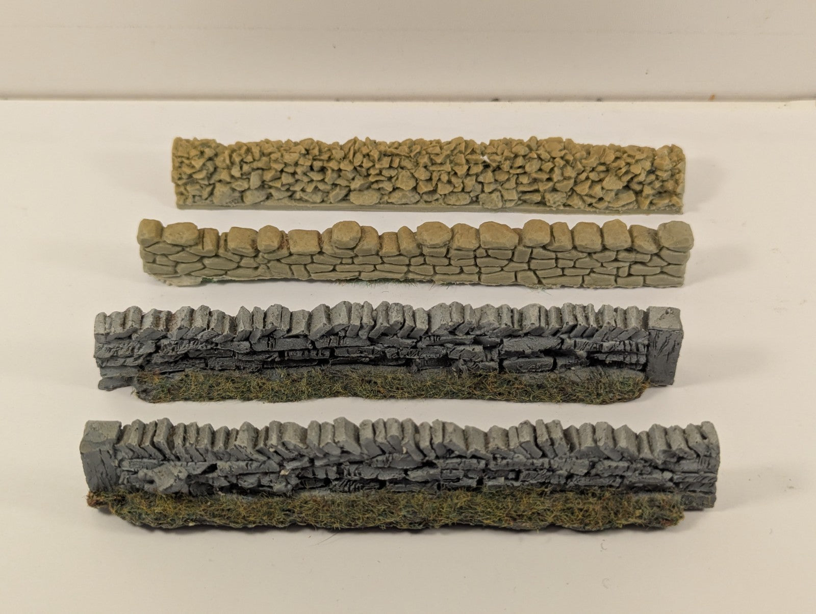 Woodland Scenics Dry Stone Walls Model Railway Scenery - OO Gauge