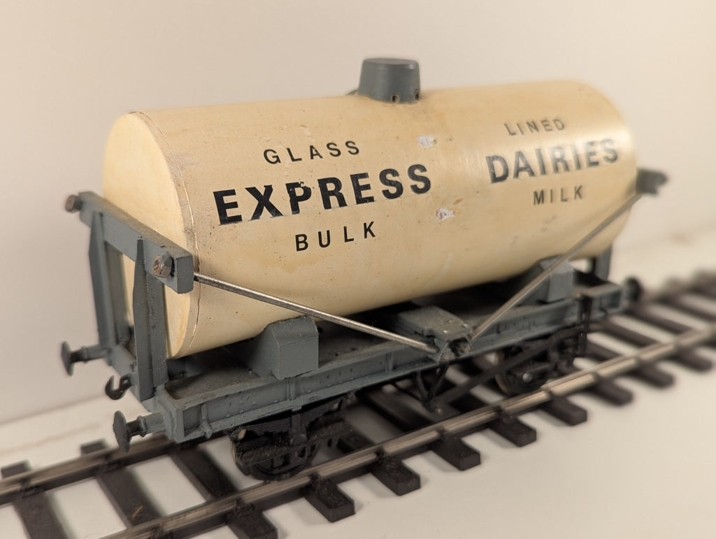 Kitbuilt O Gauge Glass Express Bulk Lined Dairies Milk Tanker