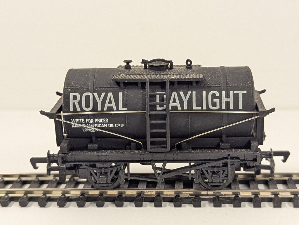 Mainline OO Gauge Royal Daylight 14-Ton Tank Wagon Goods Wagon 1534