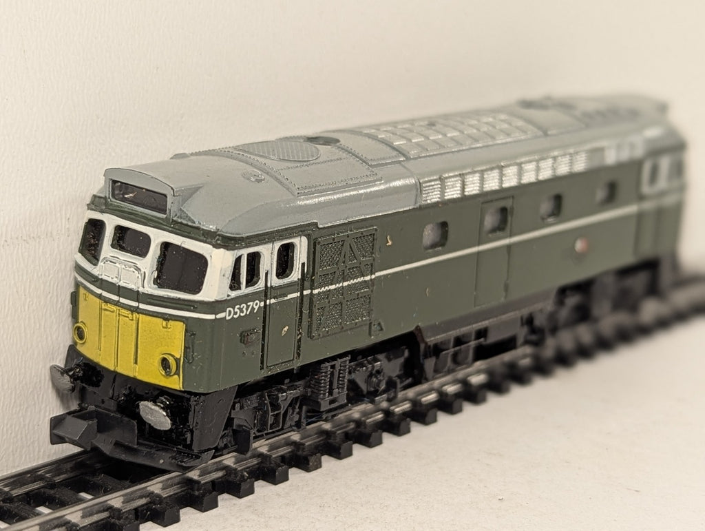 Kato N Gauge Class 27 Locomotive D5379 BR Green