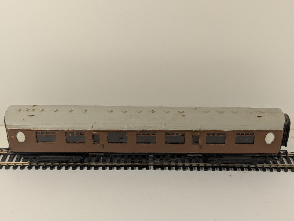 Kitbuilt OO Gauge LNER Teak Brake Coach