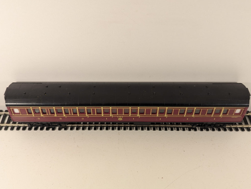 Tri-ang R747 OO Gauge LMS 1st&3rd class Caledonian Composite Coach