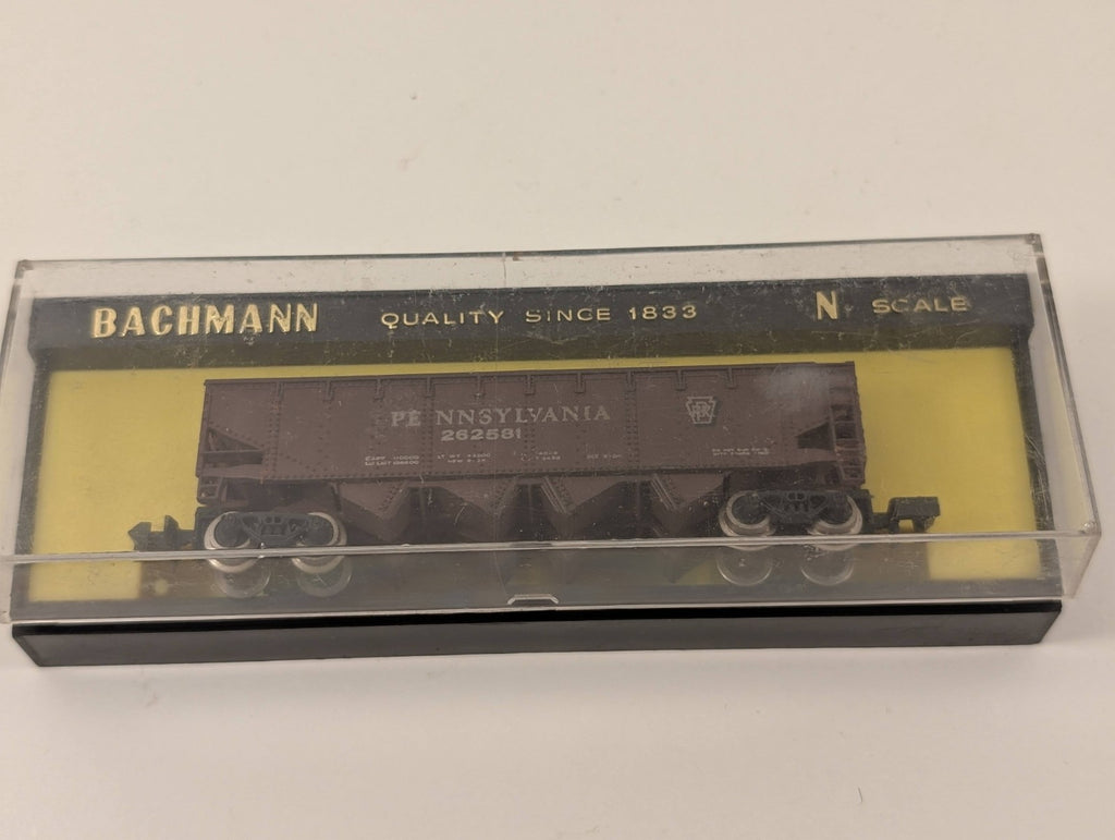 Bachmann N Scale Pennsylvania 55-Ton 2-Bay Open Hopper Car