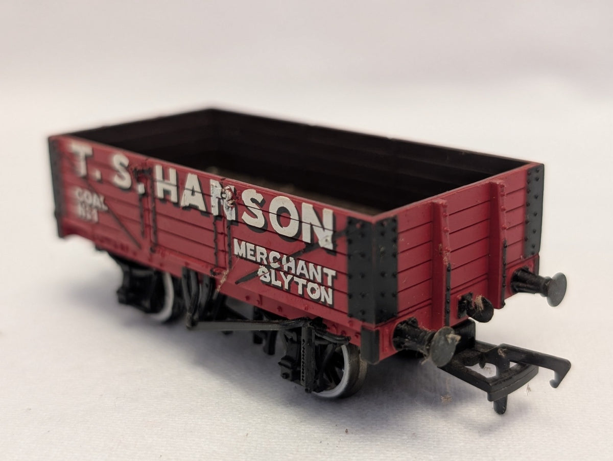 Bachmann OO Gauge 7 Plank Open Wagon 'T. S. Hanson' Goods Wagon