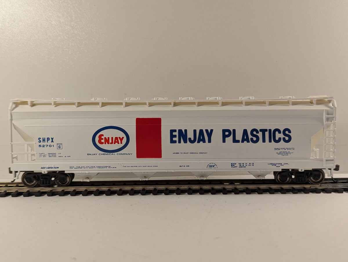 Bachmann HO Gauge 56' Center-Flow Hopper Wagon SHPX 52701 Enjay Plastics 17544