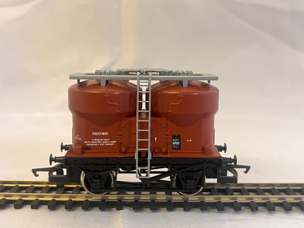 Hornby R723 Prestwin Twin Silo Wagon OO Gauge Boxed