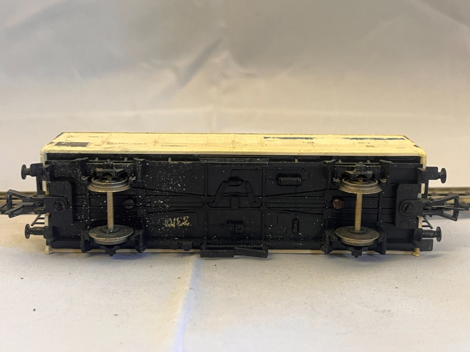 Fleischmann HO Scale Deutsche Bahn Interfrigo Refrigerated Wagon Worn