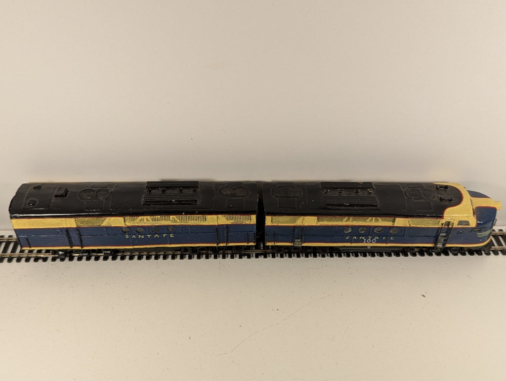 Metal Dummy Built GENESIS F7A/F7B Set Santa Fe