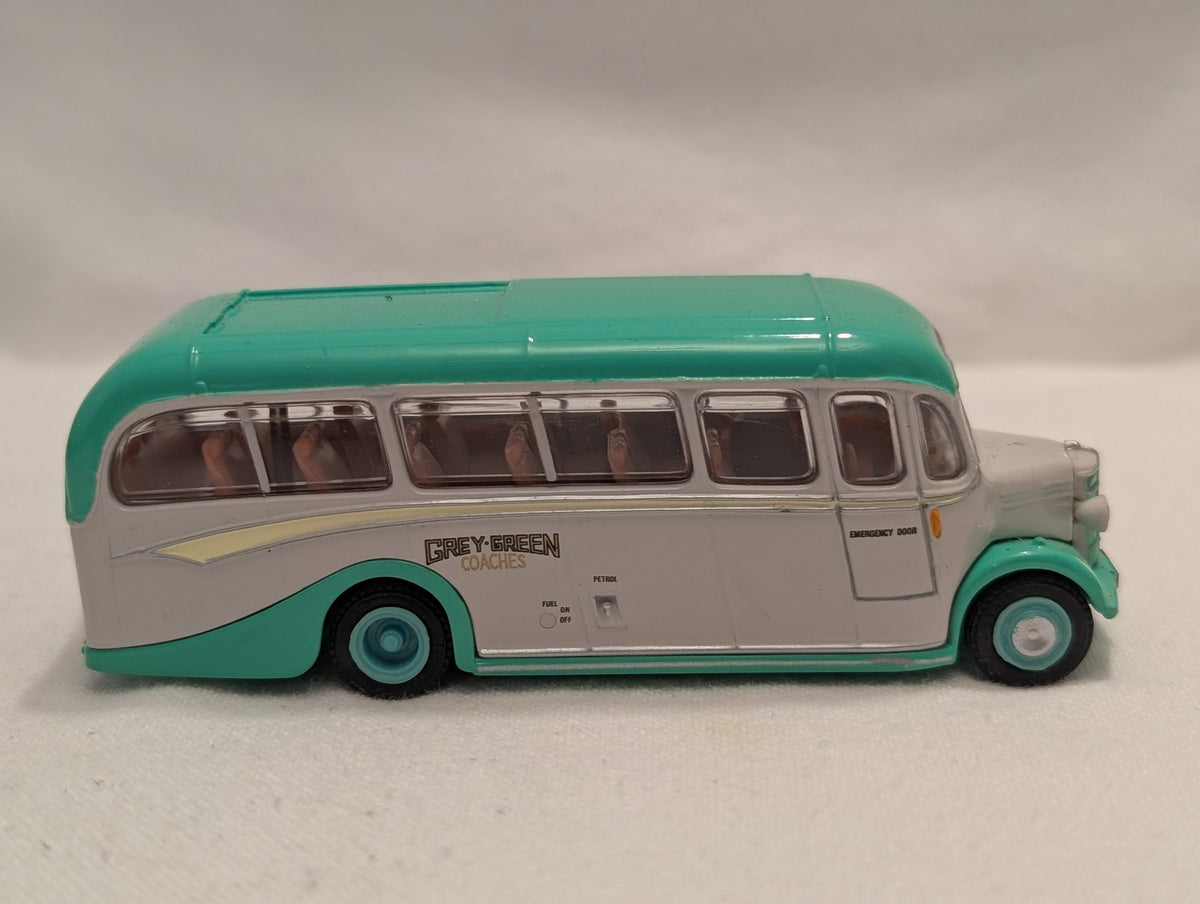 EFE 1:76 Scale Bedford OB Coach Die-cast Coach HYP 561 Grey-Green