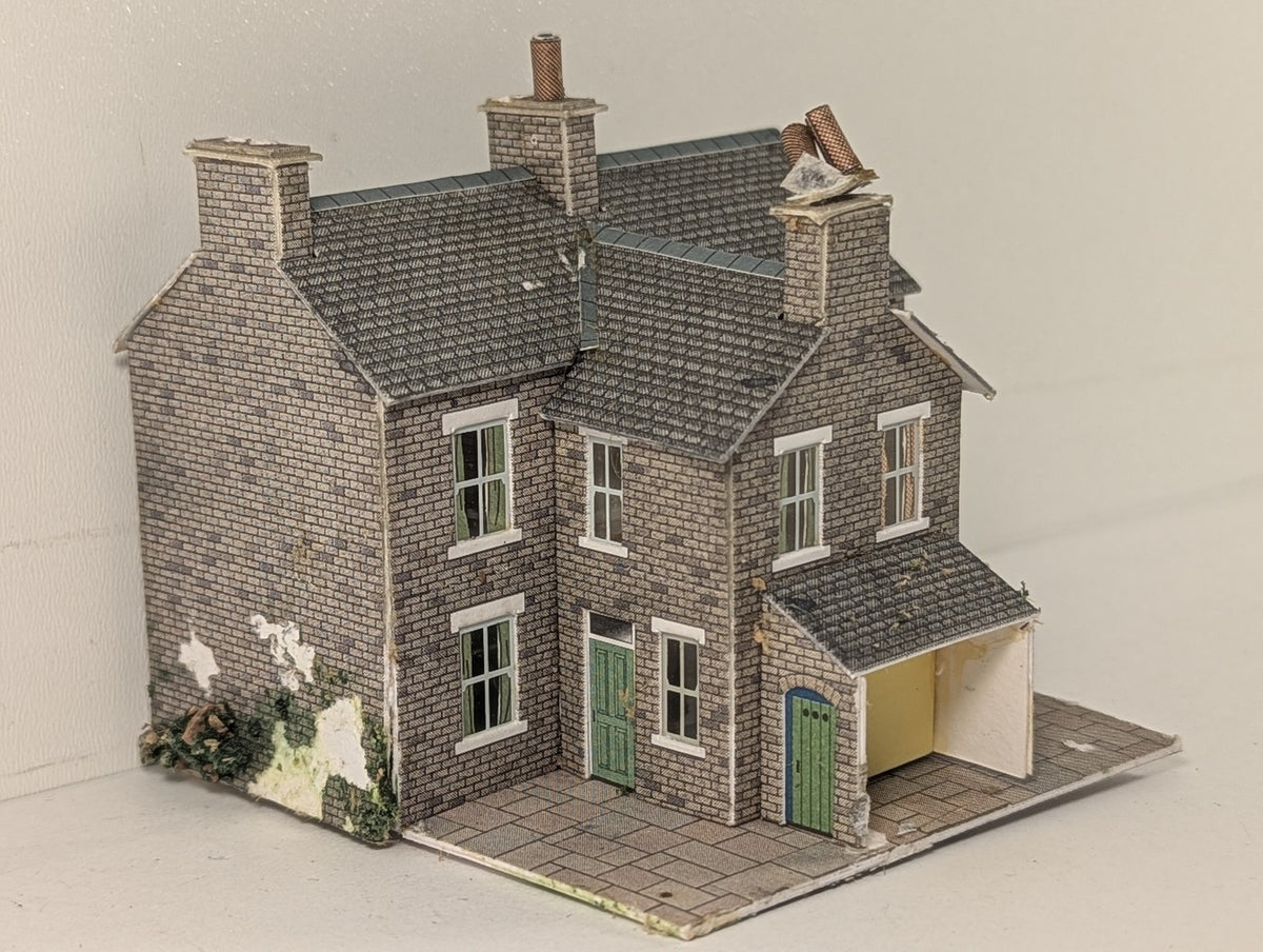 Superquick N Gauge Two Grey Stone Cottages Building A6