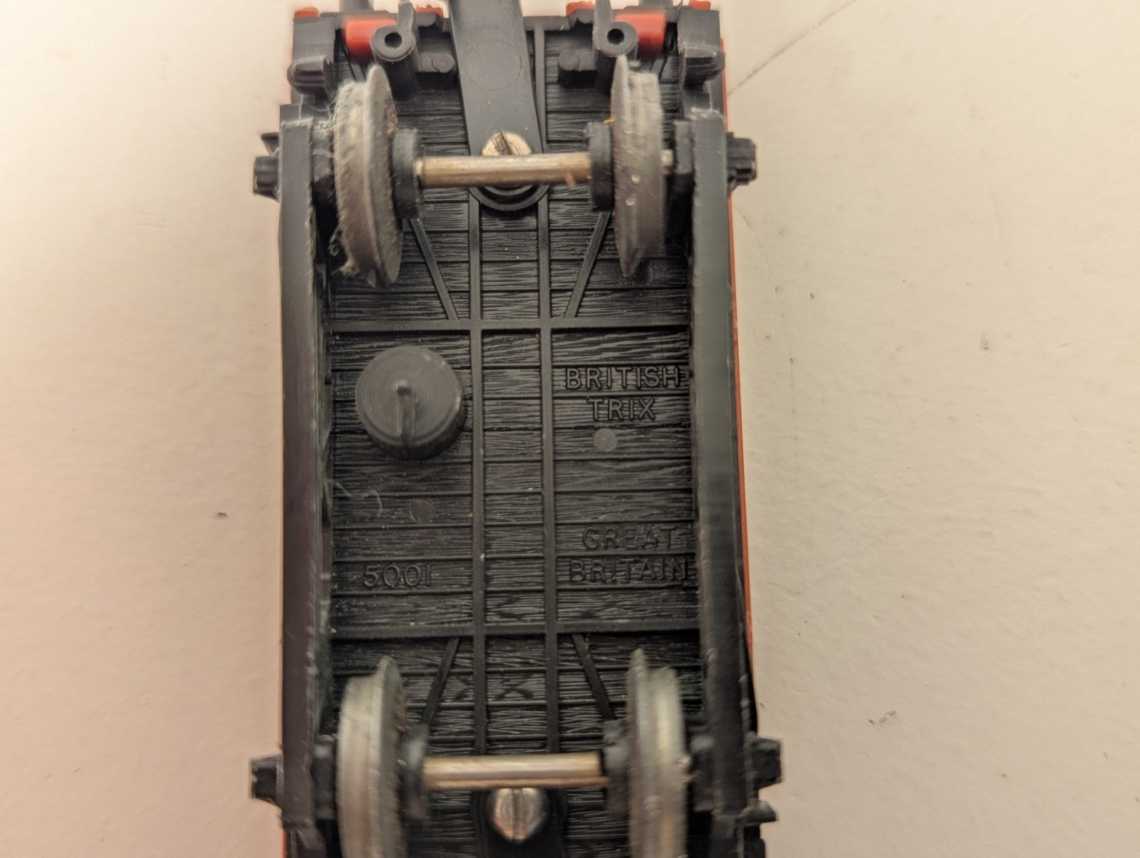 Trix OO Gauge Low-Sided Red Open Wagon