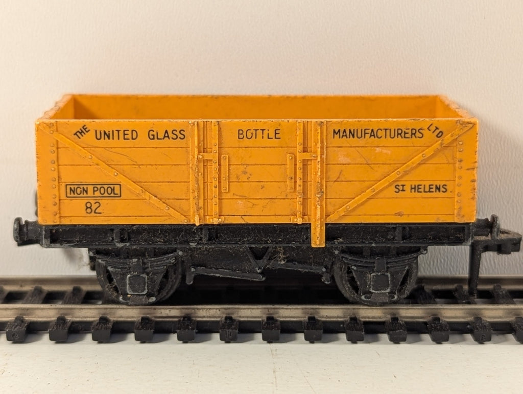 Hornby Dublo United Glass Bottle Manufacturers 5 Plank Open Wagon OO Gauge