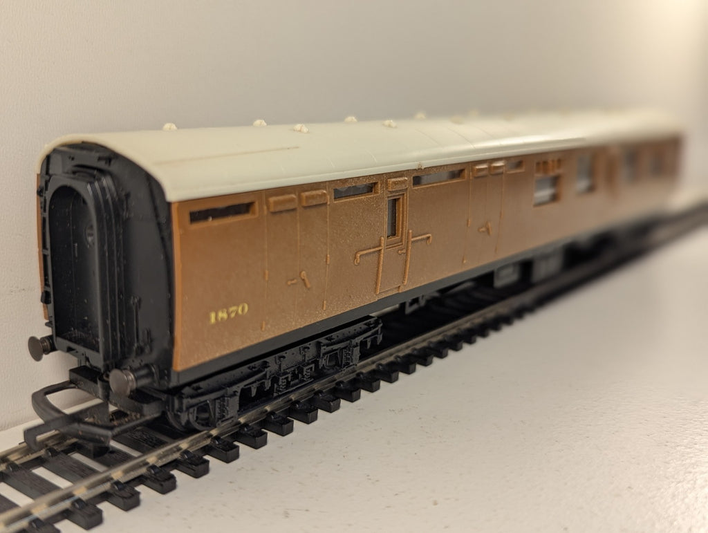 Tri-ang Hornby R746 OO Gauge LNER Thompson Third Class Brake Coach