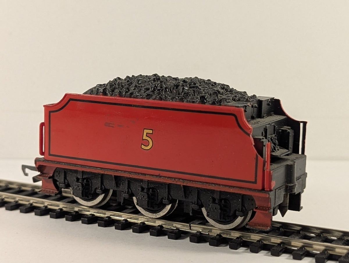 Hornby OO Gauge James the Red Engine Tender 5
